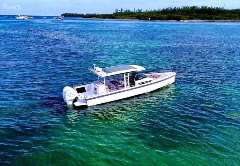 Brickell Bay Boating boat rental with a captain in Miami